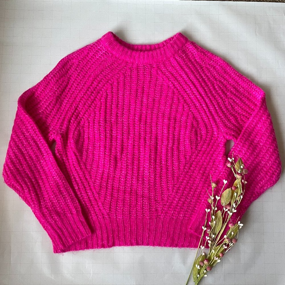 LIKE NEW Bright Pink a new day Crewneck Pullover Sweater Size XS